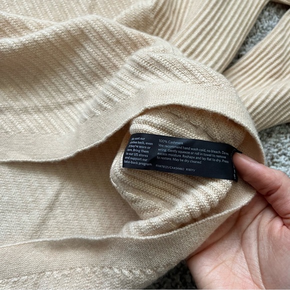 Eileen Fisher Cashmere Turtleneck - Picture 8 of 10